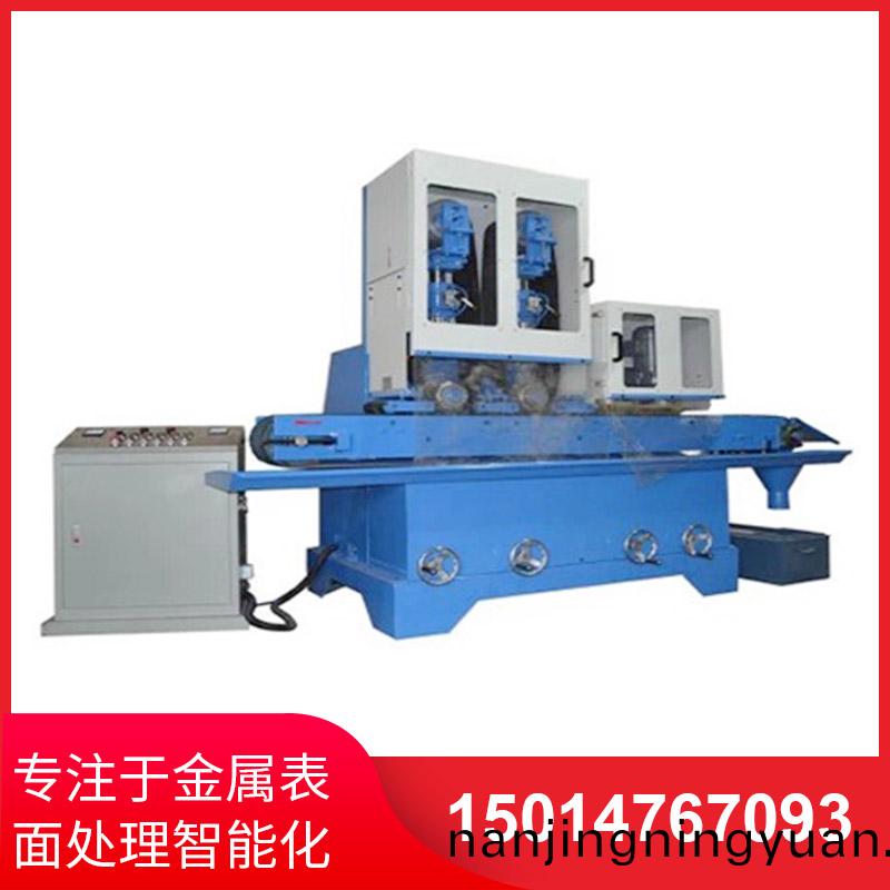 鋼絲(si)輪(lun)自(zi)動拉(la)絲機(ji)的(de)工(gong)作原(yuan)理